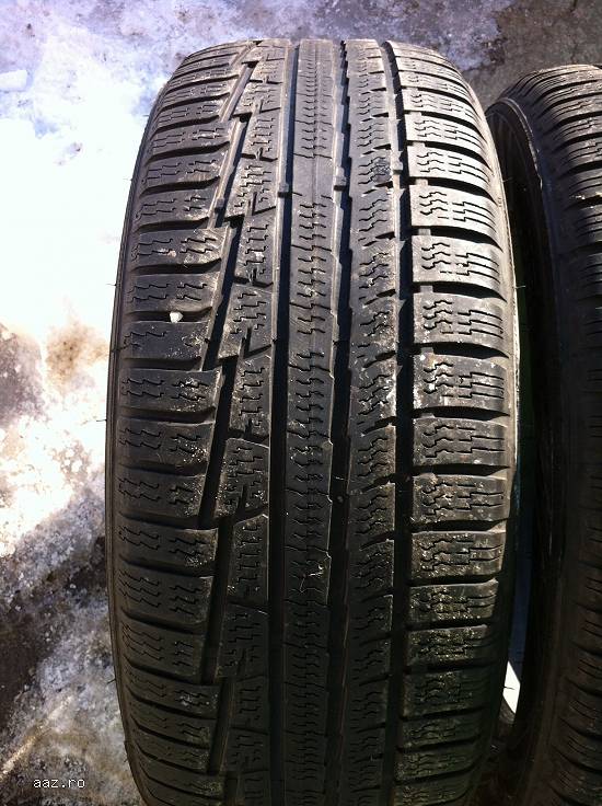 Anvelope iarna NOKIAN 225 55 R17 101V dot 3313 made in finland.