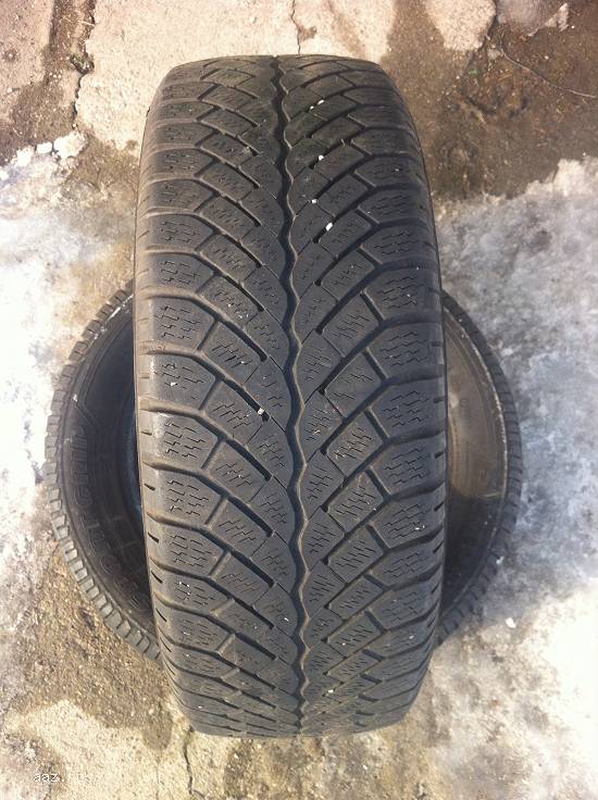 Set anvelope iarna SEMPERIT 195 60 R15 88T dot 2907 made in portugal.