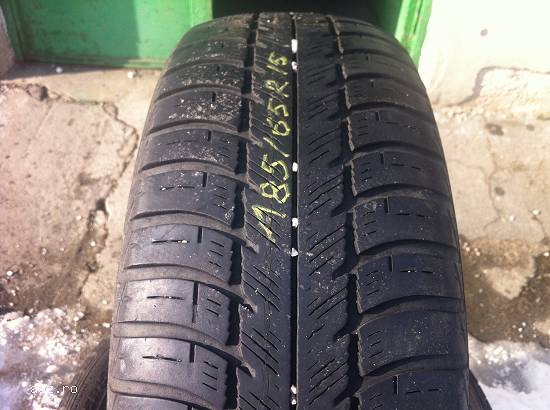 Set anvelope iarna GOODYEAR 185 65 R15 88T dot 4310 made in slovenia.