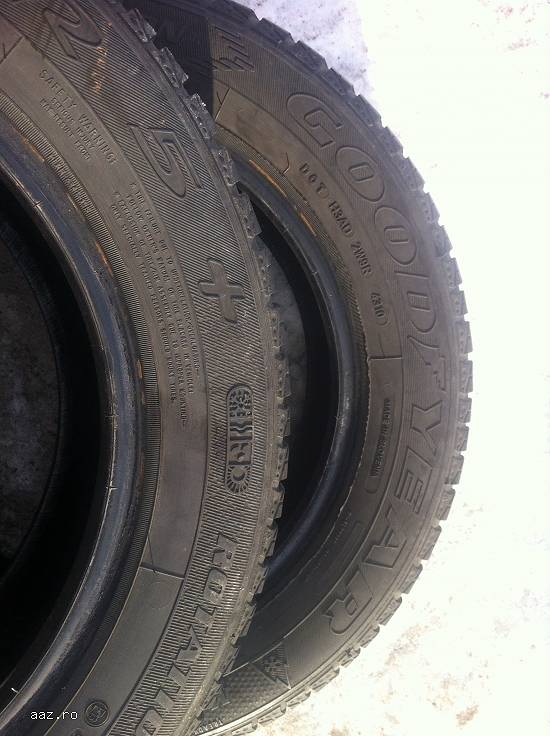Set anvelope iarna GOODYEAR 185 65 R15 88T dot 4310 made in slovenia.