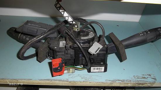 Maneta stergatoare si bloc lumini renault laguna 1,  cod:v7700424173
