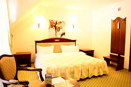 Paste - Hotel Hanul Muresenilor 4*,  Sacele-Brasov