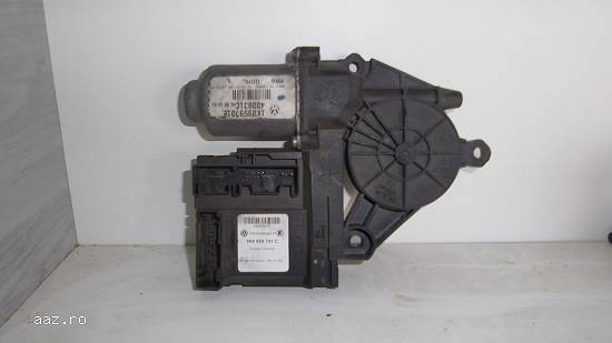 Motoras macara geam (stanga fata) VW Golf v plus,  cod: 1k0959793C