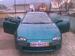 vand mazda 323f