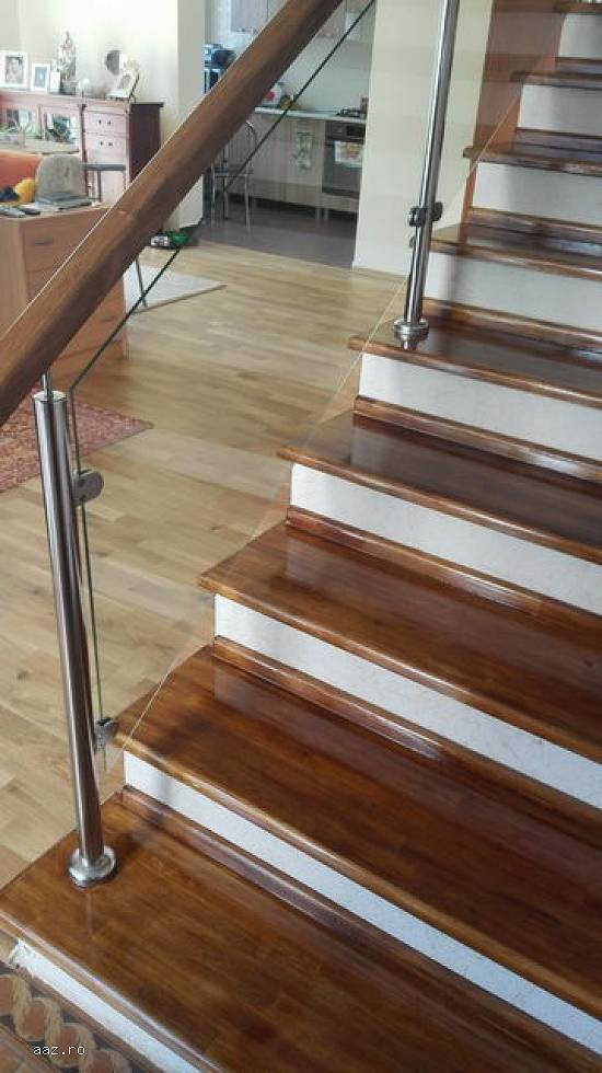 Trepte lemn masiv pentru scari diferite modele