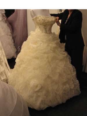 Rochie mireasa superba