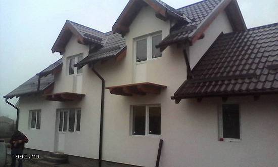 Acoperisuri cu tabla tip tigla si tigla ceramica
