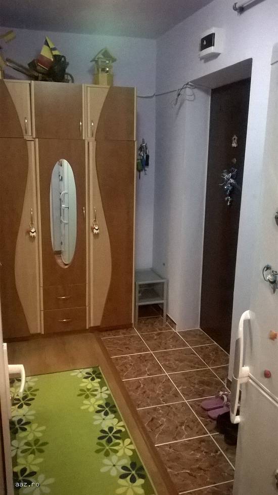 Vand apartament modern,  langa Lacul Amara