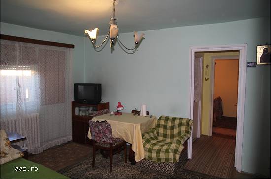 Vând Apartament 2 camere,  semidecomandat