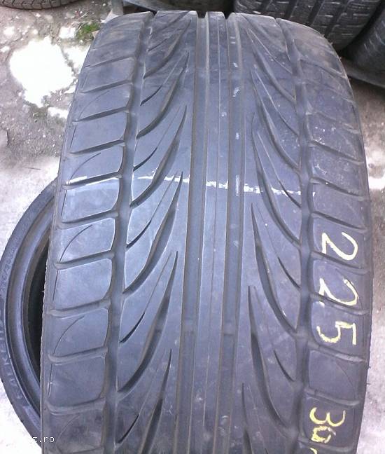 Anvelope sh de vara 225/30/20 pt. Toyota