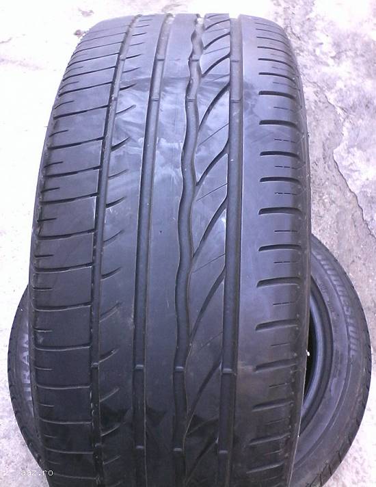 Cauciucuri sh de vara 245/45/18 pt. BMW