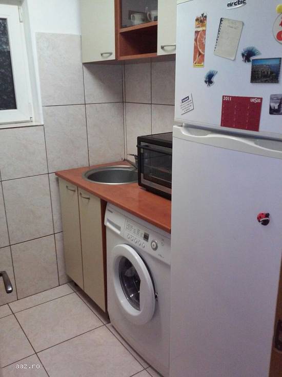 PROPRIETAR Vanzare apartament TITAN-Billa 2 camere