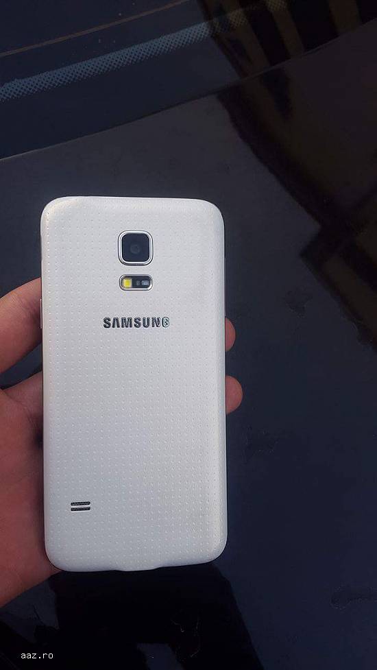 Vând Samsung s5 mini. .funcționează foarte bine...