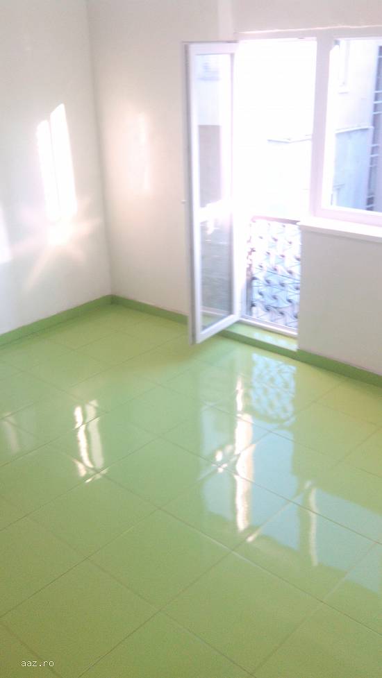 Particular vand garsoniera Cotroceni/27999 Euro/fara risc seismic