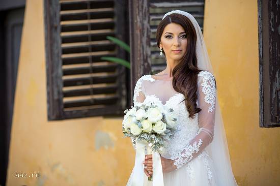 Rochie de mireasa Romana G. Urmanczy Couture Model 2015