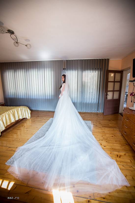 Rochie de mireasa Romana G. Urmanczy Couture Model 2015