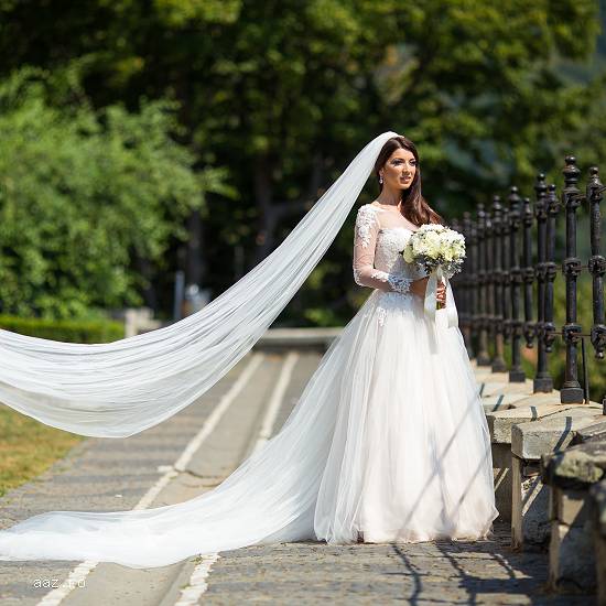 Rochie de mireasa Romana G. Urmanczy Couture Model 2015