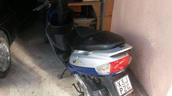 vand urgent scuter Peugeot v-clic