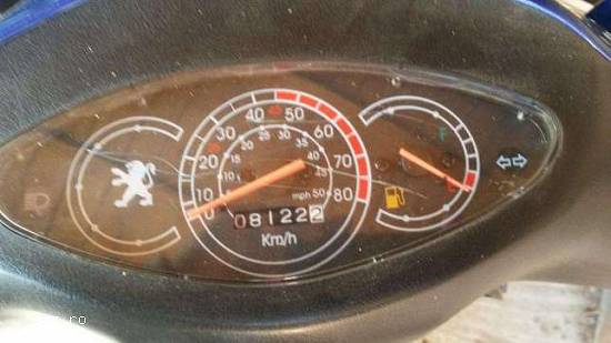 vand urgent scuter Peugeot v-clic