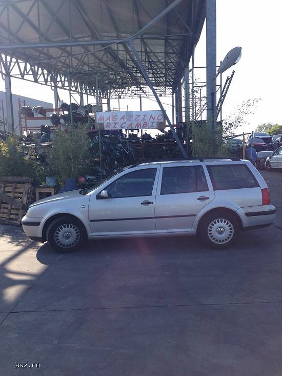 Dezmembrez Volkswagen Golf 4 variant