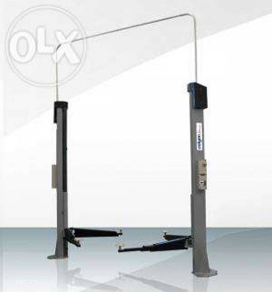 Elevatoare electrohidraulice noi cu sarcina 3,  5/4 t cu bara jos/sus.