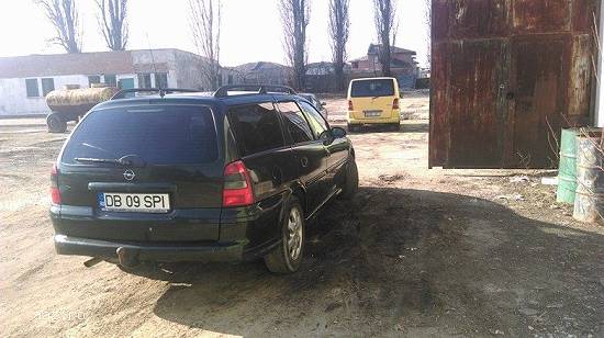Opel vectra benzina + gaz