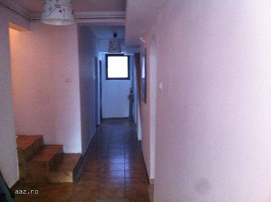 Inchiriez spatiu comercial