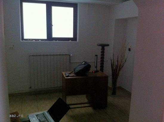 Inchiriez spatiu comercial