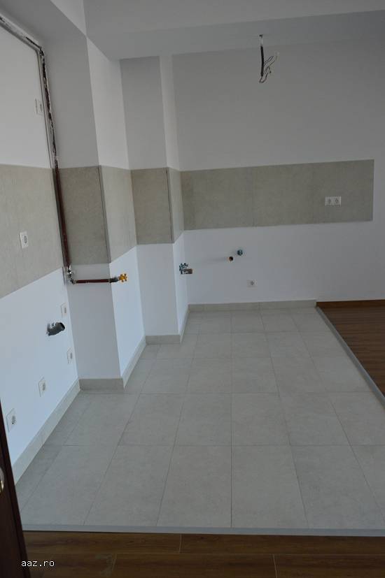 Apartament 2 camere VEDERE CATRE LAC
