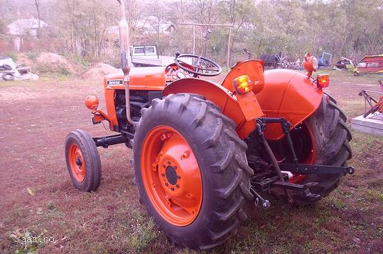 tractor fiat 411 cu plug