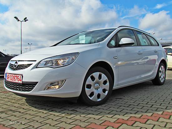 Opel Astra J,     an 2012,     motor 1.7 Diesel