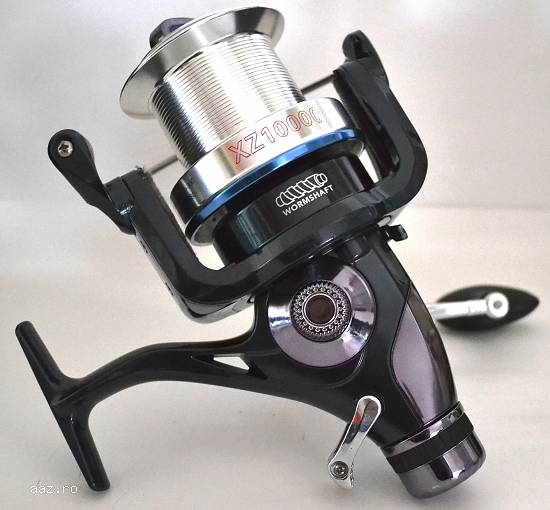 Set 4 lansete SPEED MASTER CARP 3, 6m, 4 lbs,  2 tronsoane,  carbon 100% cu 4 mulinete XZ 10000 LONG