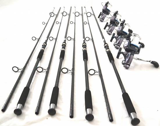 Set 4 lansete SPEED MASTER CARP 3, 6m, 4 lbs,  2 tronsoane,  carbon 100% cu 4 mulinete XZ 10000 LONG