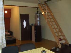 de vanzare apartament 3 camere deva