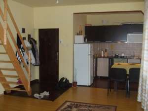 de vanzare apartament 3 camere deva
