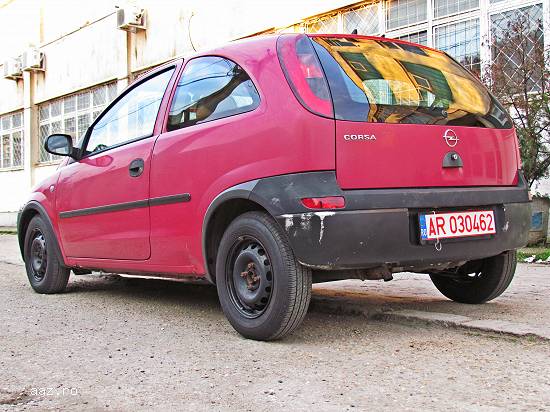 Opel Corsa C,  an 2003,  motor 1.0 benzina,  TAXA 48 EURO