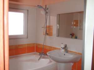 de vanzare apartament 3 camere deva