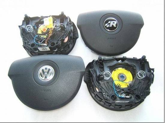 VW Passat 3C model 2007-2009  Airbag sofer in 4 spite R-line