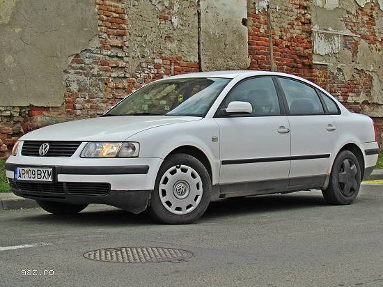 Vw Passat,  an 1997,  motor 1.6 benzina