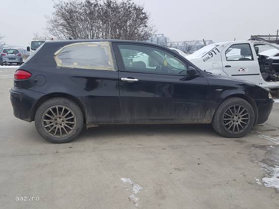 Alfa Romeo 147,    1.6,    16V,    2001