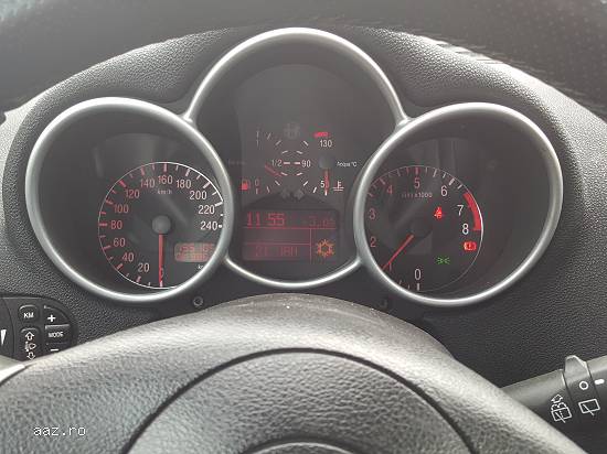 Alfa Romeo 147,    1.6,    16V,    2001