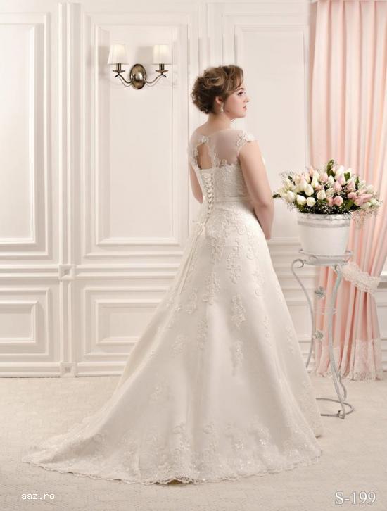 ROCHIE MIREASA ROXANA