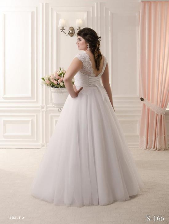 ROCHIE MIREASA BEATRICE