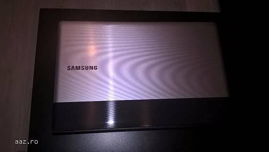 Samsung NP300E5Z-S03R cu WINDOWS 10 PRO/64biti (LICENTA)