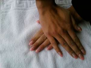 APLIC GEL PE UNGHII PITESTI