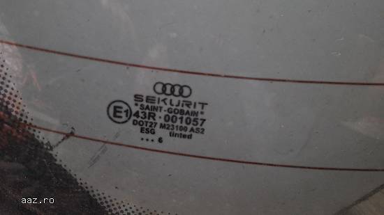 Luneta Audi A4,    2006
