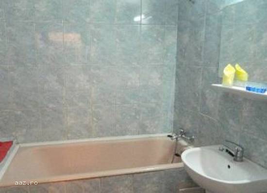 Vand apartament 3 camere Piata Sudului