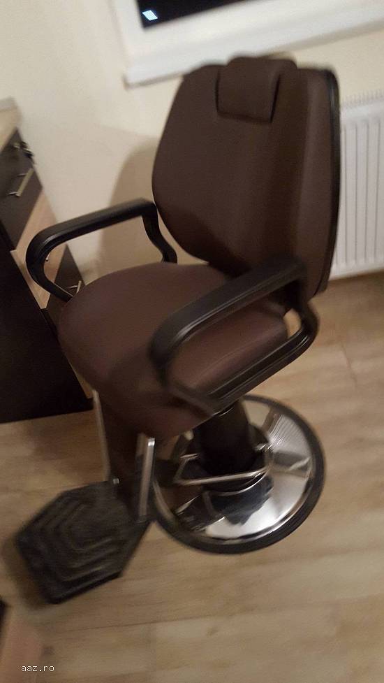 Mobilier si aparatura salon de infrumusetare