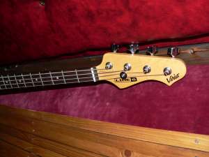vand chitara bass cu cel mai larg sortiment de sunete profesionale: Variax de Line 6