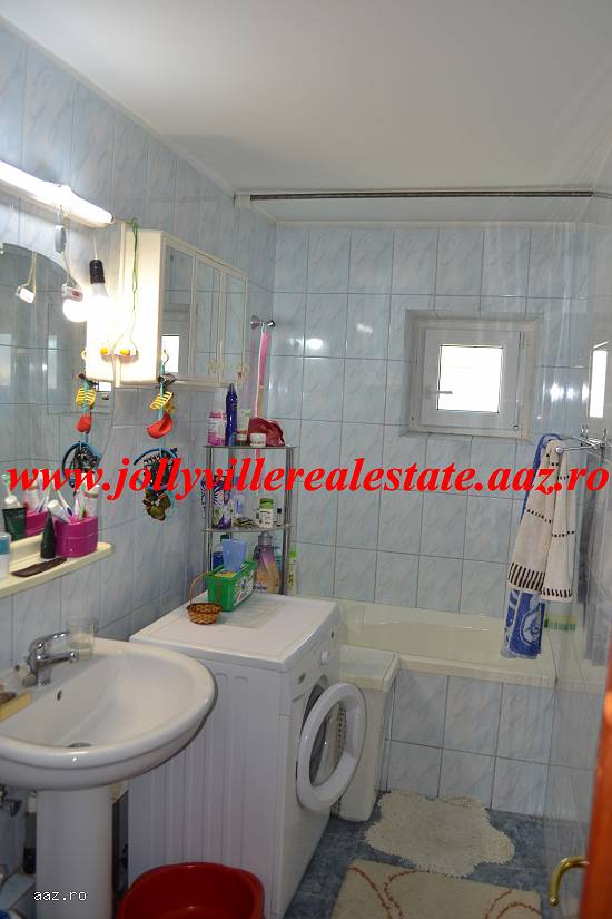 Brancoveanu - vanzare apartament 4 camere